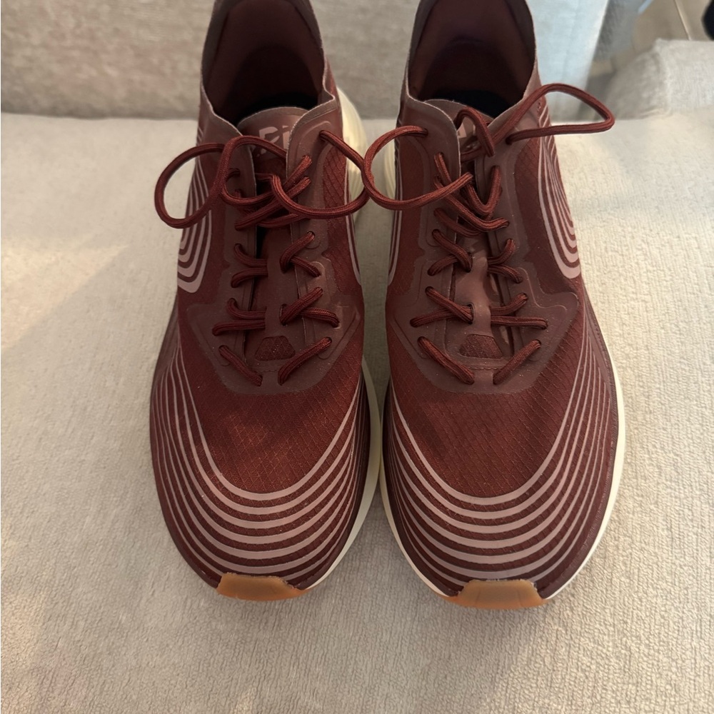 APL Men's Burgundy Streamline NWT